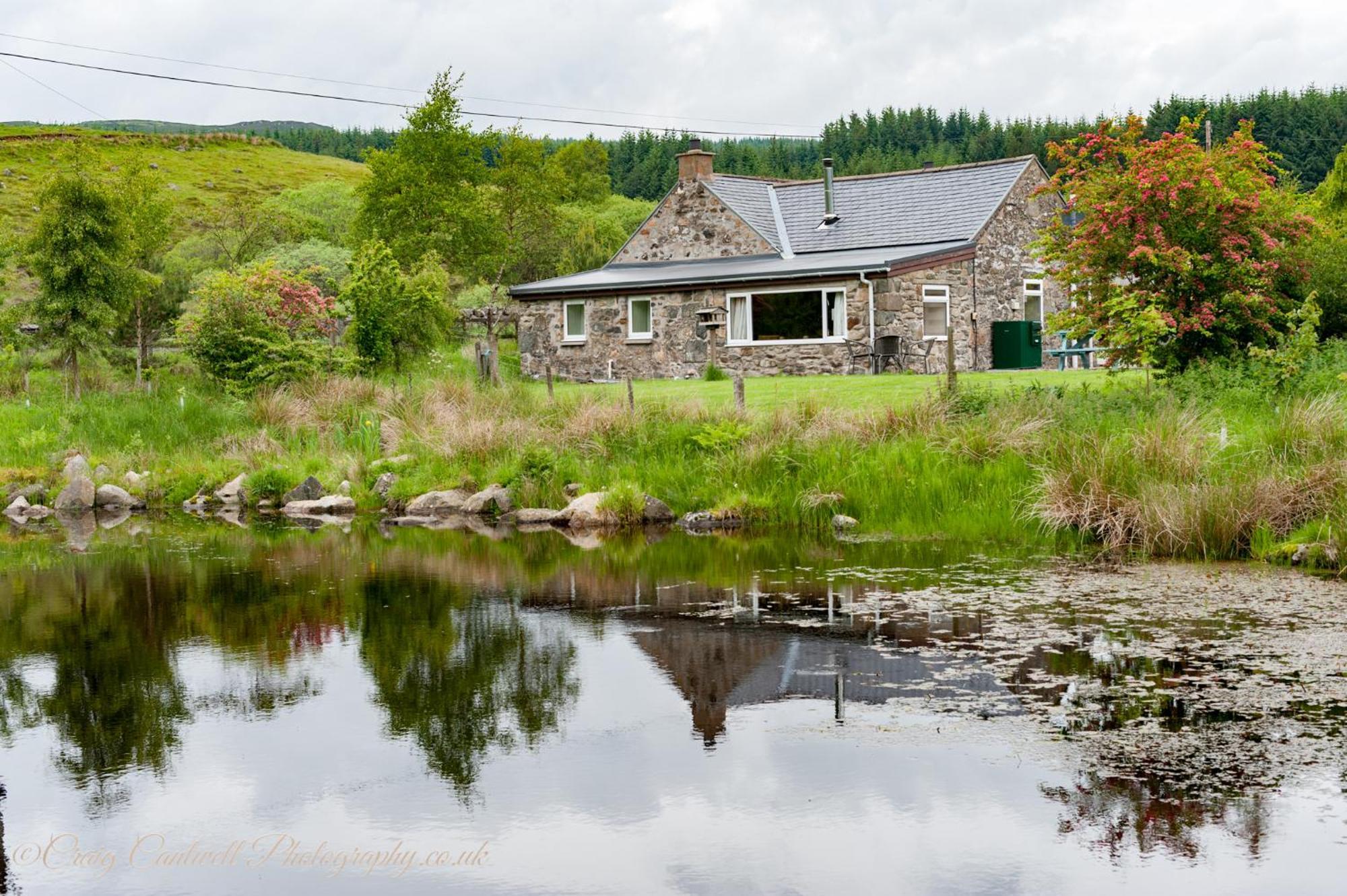 Dalnoid Cottages & Treehouses Nr Glenshee Zewnętrze zdjęcie